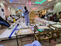 VISITE CHEZ LE KHALIFE DES MOURIDES CONDUISANT UNE DELEGATION AU NOM DU KHALIFE DE MEDINA BAYE CHEIKH MAHI IBRAHIMA NIASS